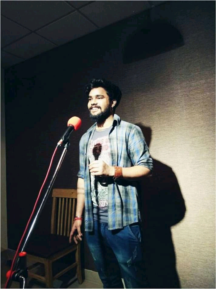 Ankush Tiwari Hindi Poet, Author performer and Tedx speaker